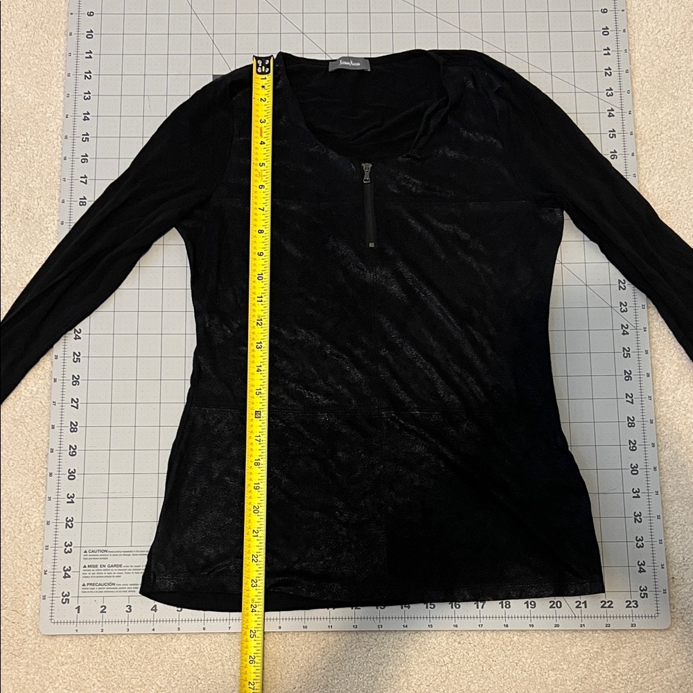 Neiman Marcus Black Long Sleeve Top w/Zipper